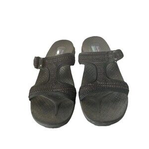 Sketchers Sandals Solid Black Sz 9 Slip On Outdoor Lifestyle  Adjustable Comfort